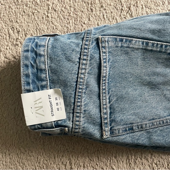 Zara Women's High Rise Light Blue Jeans - Picture 3 of 3
